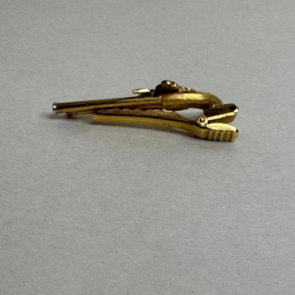 Vintage Avon Tie Clip Gold-Tone Enamel Jewelry Weapon